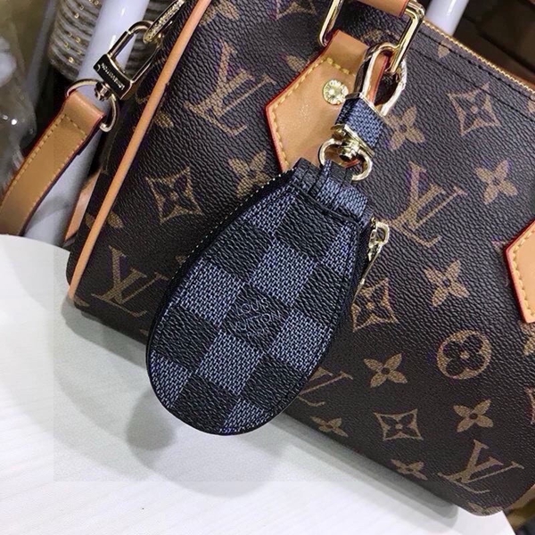 ブランドキーホルダー内部構造